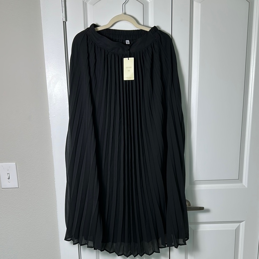Ebossy Women's Flowy Pleated Chiffon Black Pull On High Waist Maxi Skirt- XS